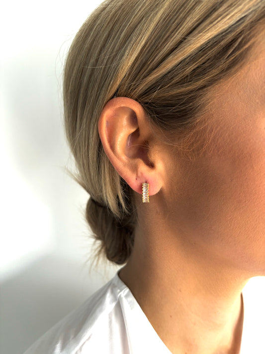 The Baguette Huggie in Gold image 1