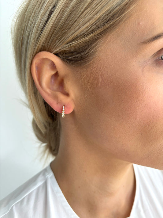 The Graduated Huggie in Gold image 1