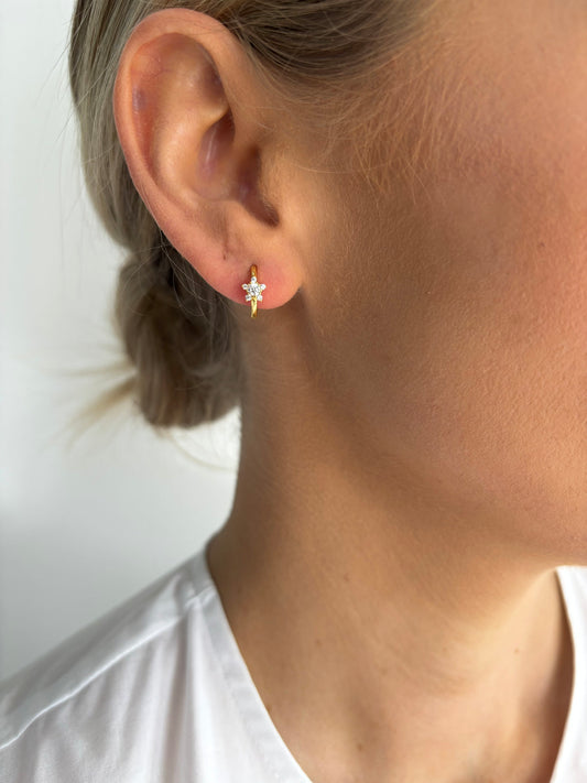 The Sirius Huggie in Gold