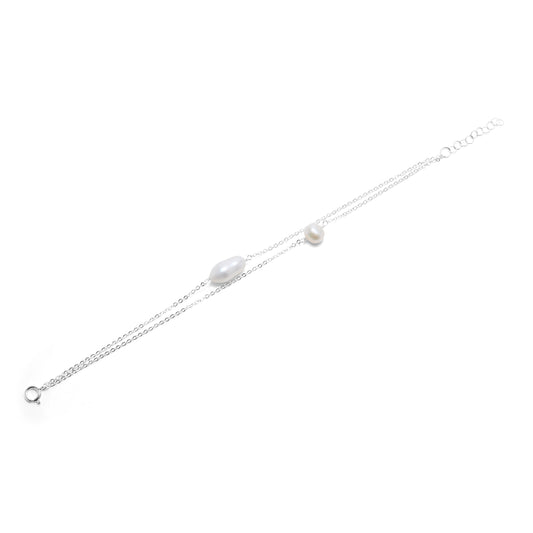 The Pearl Bracelet in Silver image 1