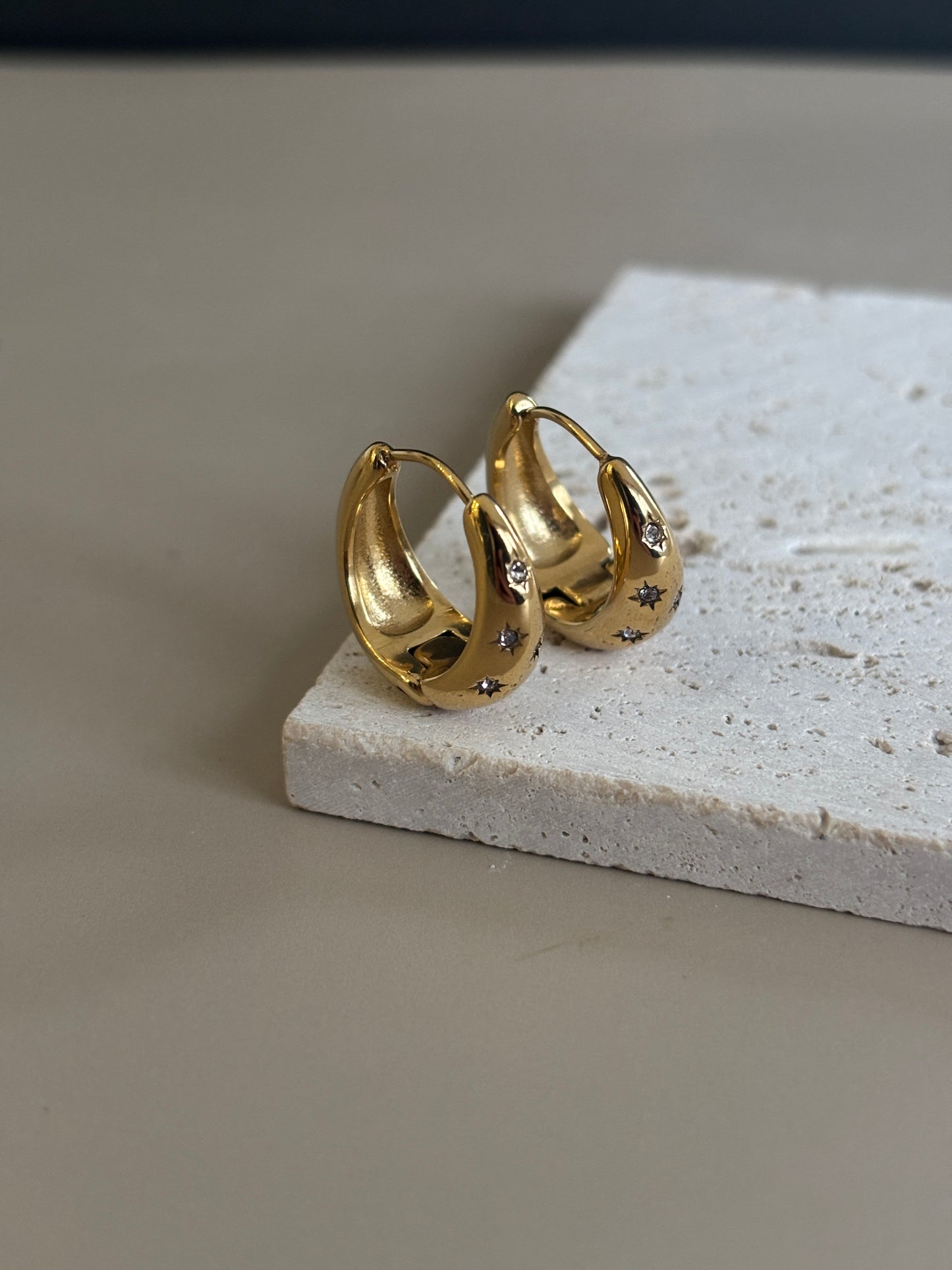 The Celeste Hoop