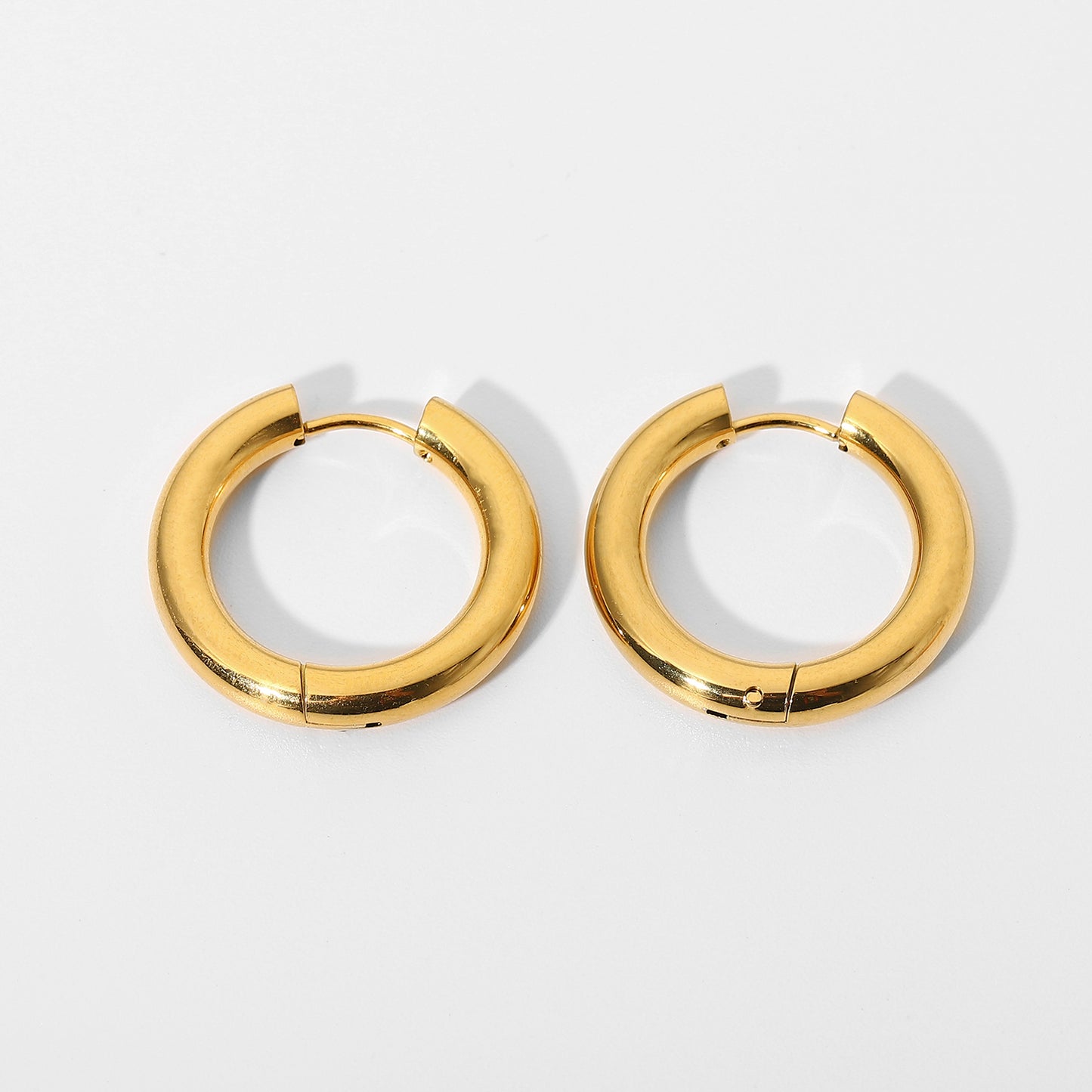 The Hoop in Gold